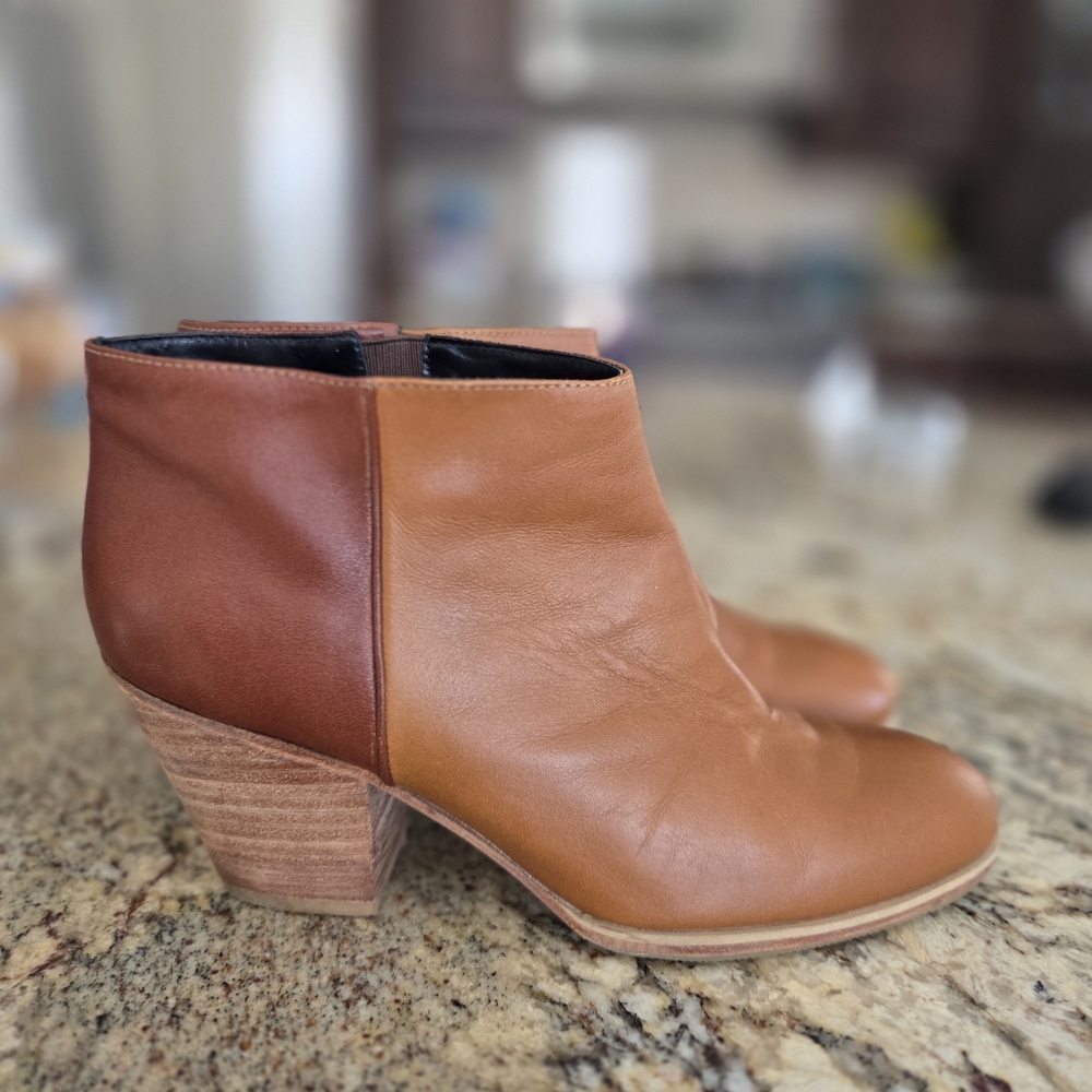 Rachel Comey Two Toned Mars Ankle Boots Booties Sz 9 Leather Whiskey Brown